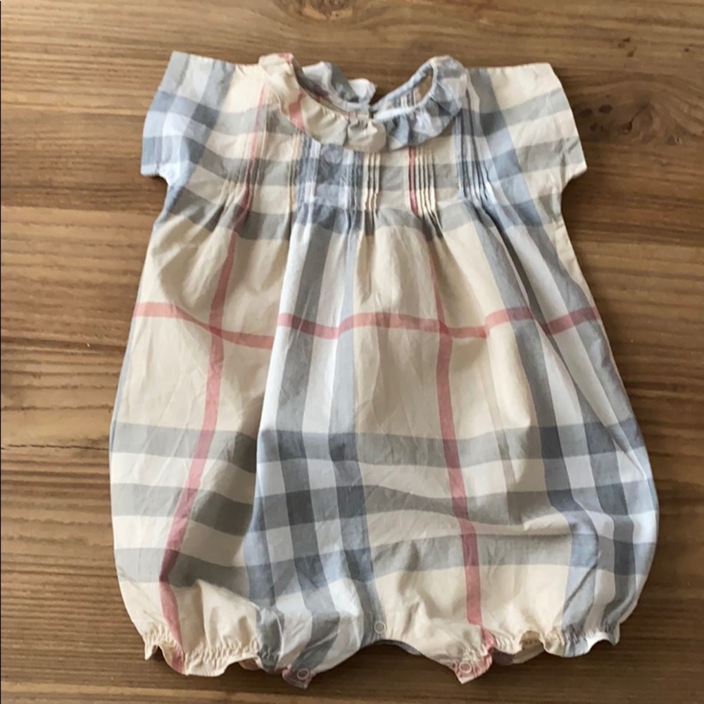 Fabulous Burberry Romper - Picture 2 of 4